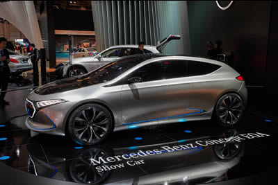 Mercedes Benz EQA Electric Concept 